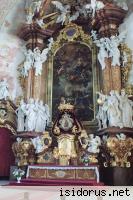 Ołtarz główny z cudownym obrazem MB Krzeszowskiej Ołtarz główny z cudownym obrazem MB Krzeszowskiej